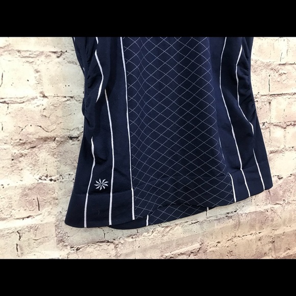 Athleta S Finish Fast Workout Compression T-Shirt - Picture 5 of 8